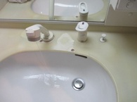 洗面化粧台水栓取替え工事
