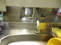 キッチンシングル混合水栓に取替工事
