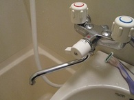 浴室シャワー混合栓取替工事