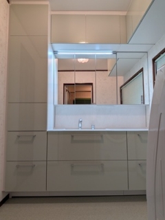 �摜(240x320)�E�g��摜(300x400)